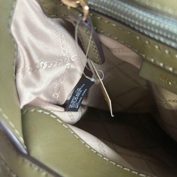MICHAEL KORS MK Raven Pebble Leather Medium Backpack Handbag Olive Green $328 - Picture 10 of 16